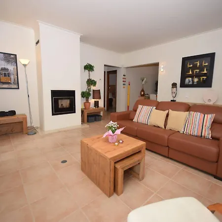Luxurious In Caldas Da Rainha With Pool, Cleaning Included 살리어드마토스