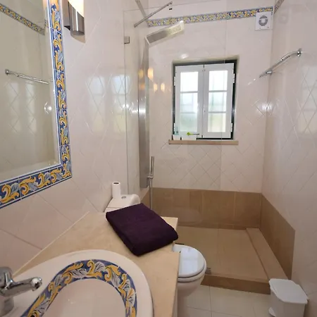 Luxurious In Caldas Da Rainha With Pool, Cleaning Included * 살리어드마토스